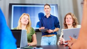 Menea Intervisiesessies